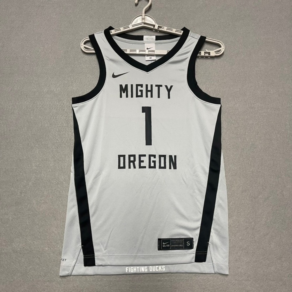 Oregon Ducks Mens Jersey Small Gray Black #1 Mighty Oregon Elite Nike Basketball